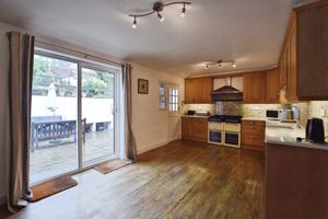 Photo 16- click for photo gallery